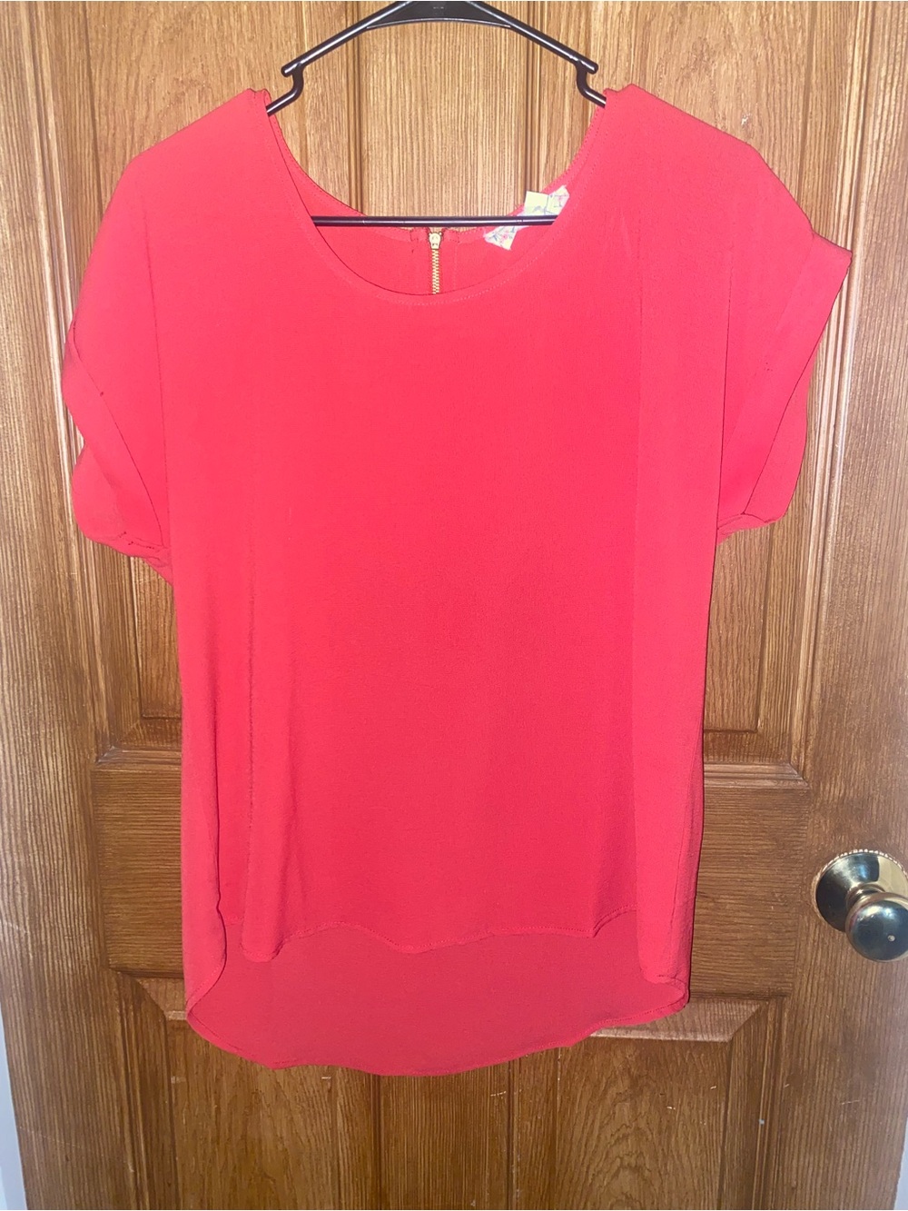 Pink Rose red short sleeve blouse. SZ L